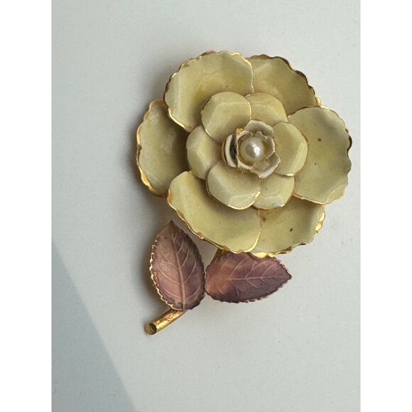 Vintage Yellow Flower Enamel Brooch Gold Tone Pin & Clip On Earrings Set - Picture 9 of 10